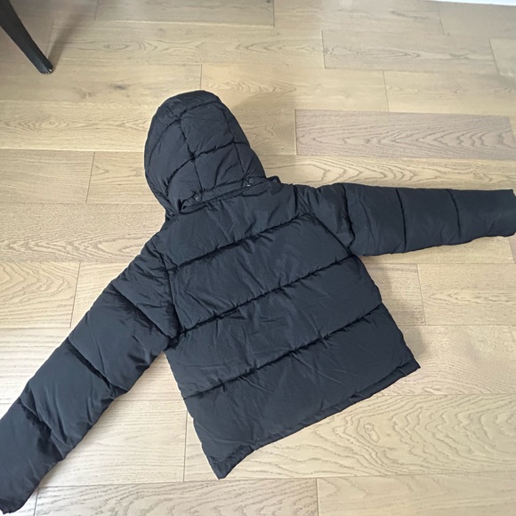 Brand new puffer jacket - Picture 6 of 6